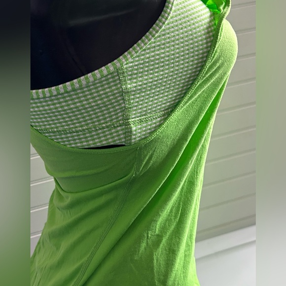 LULULEMON womens size 0/2 No Limits green gingham tank top - Picture 3 of 6